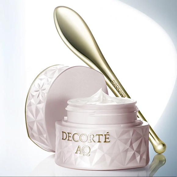 AQ Concentrate Neck Cream - Picture 5 of 6